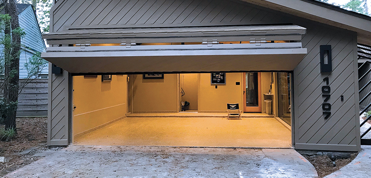 Vertical Bifold Garage Door Repair in Whittier 